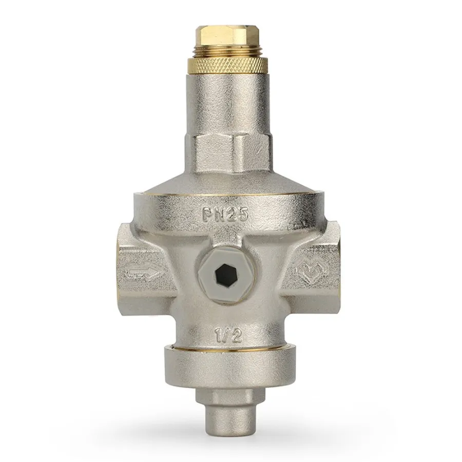Редуктор давления VARMEGA 1/2", PN25, мембранный, с присоединением к манометру, VM12801